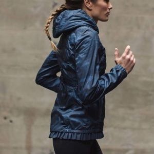 Lululemon Navy Camo Light Puffer Hooded Jacket